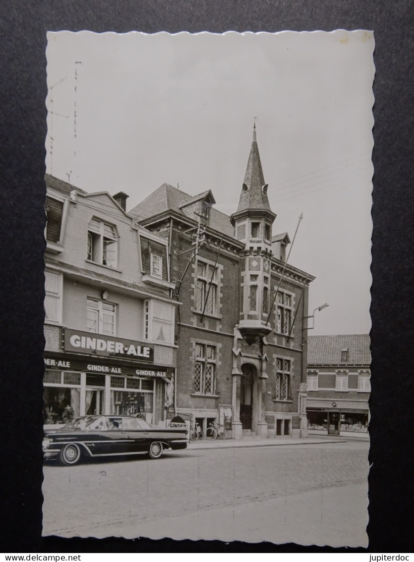 CPSM Londerzeel Gemeentehuis