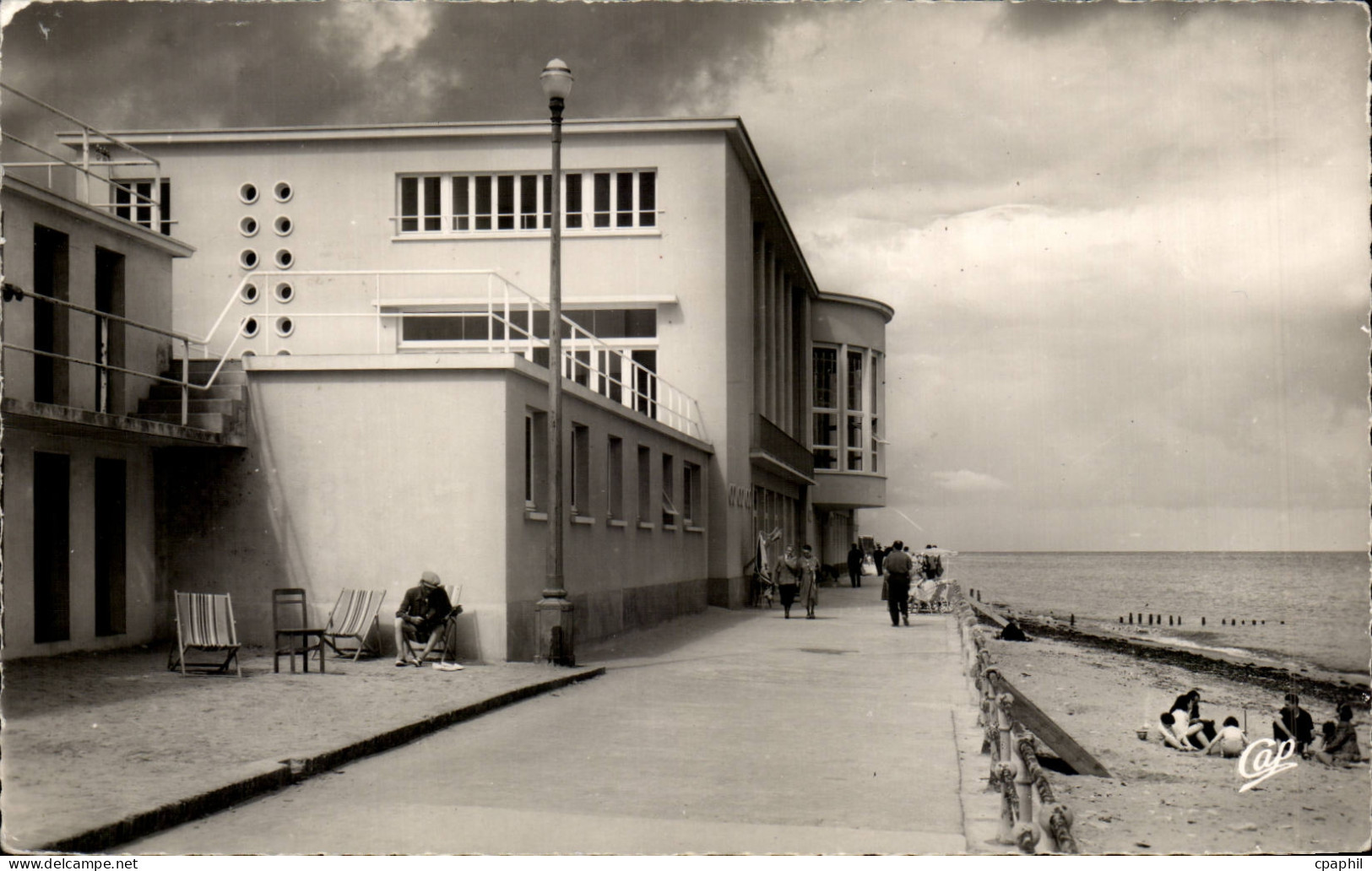 CPSM Luc sur Mer Le casino