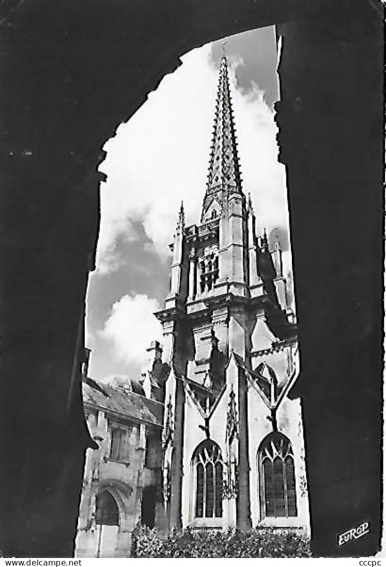 CPSM Luçon La Cathédrale - vue sur le Cloître