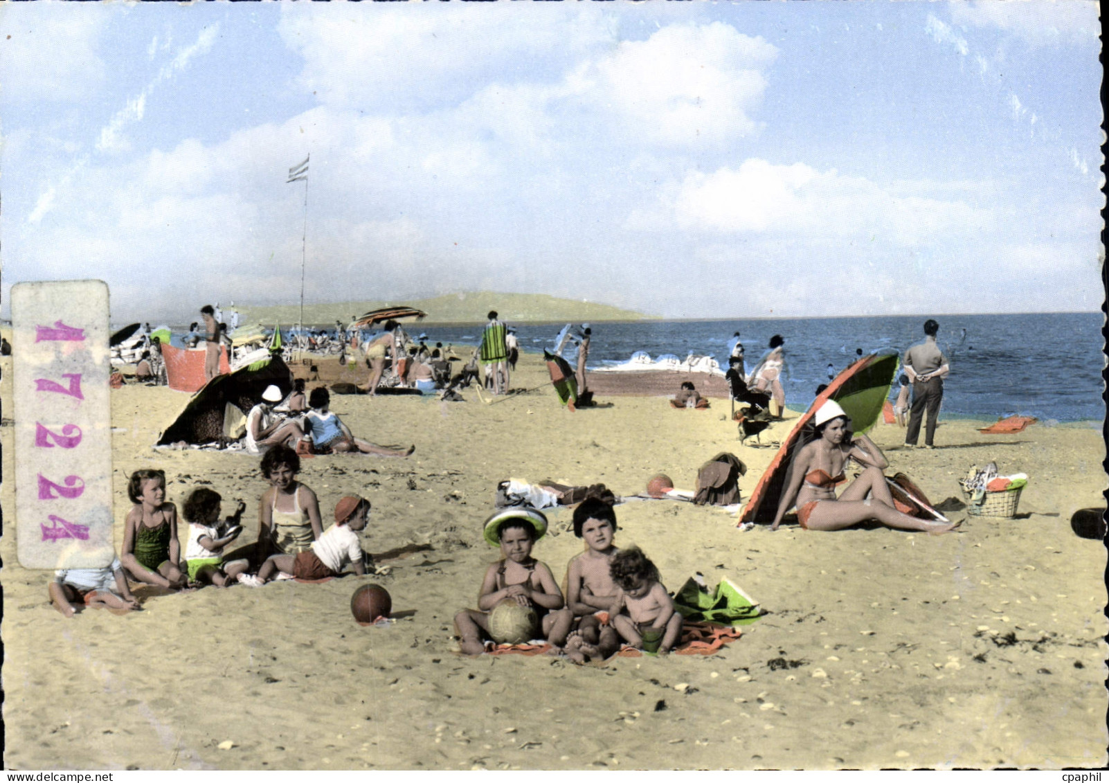 CPSM Marseillan Plage La Plage Et Ses Plaisirs