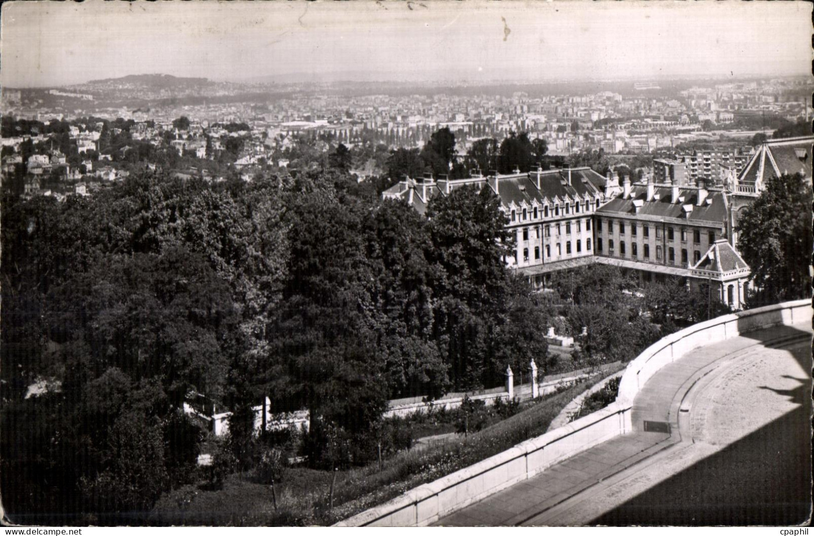 CPSM Meudon Vue Generale vers le Mont Valerien