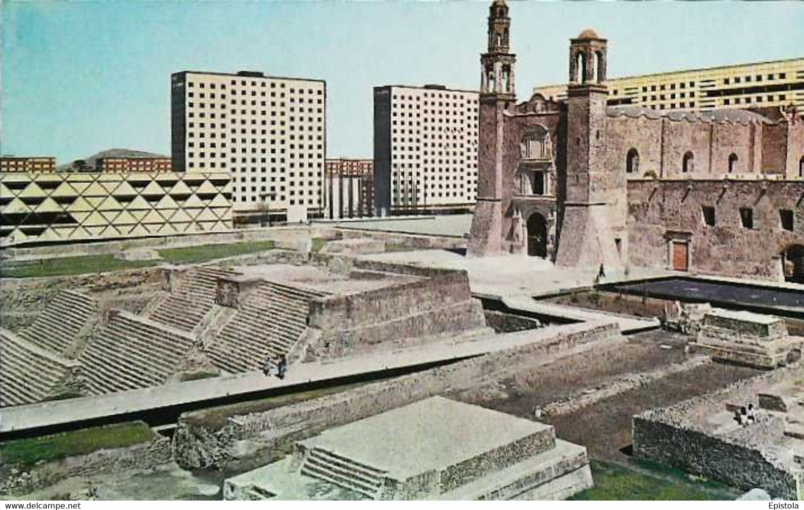 ► CPSM  Mexique   Plaza  antiguas piramides santiago