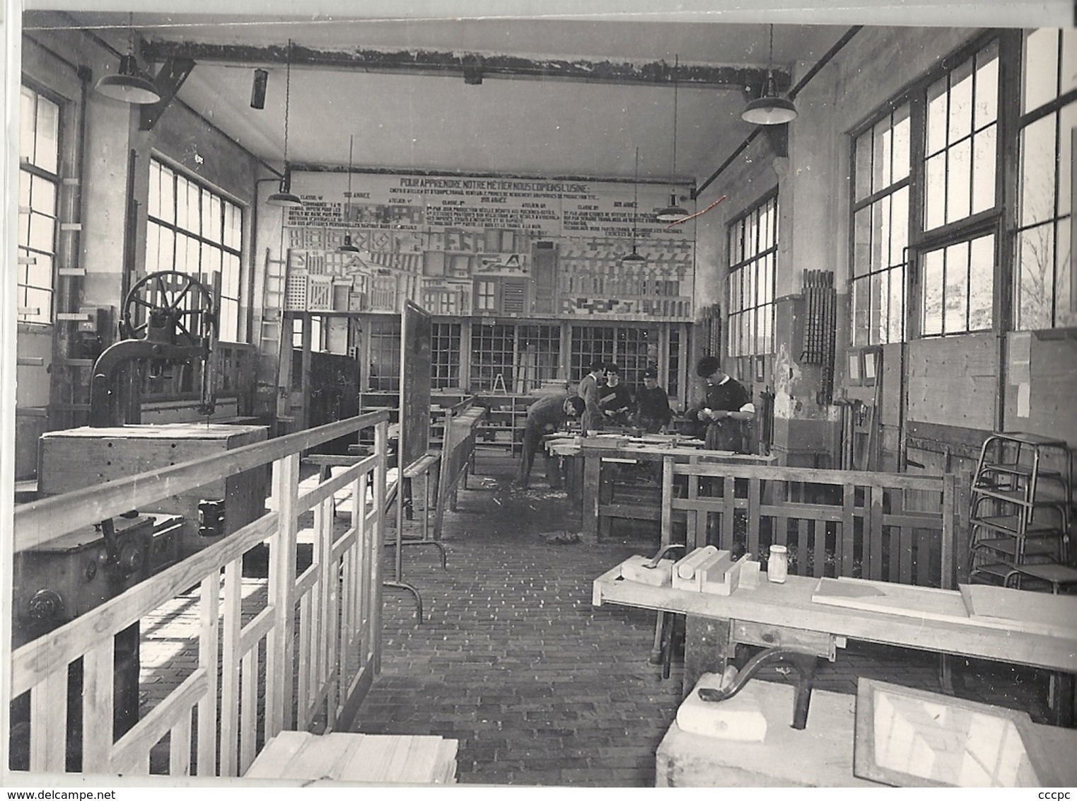 CPSM Montesson Ecole Théophile Roussel Atelier du Bois