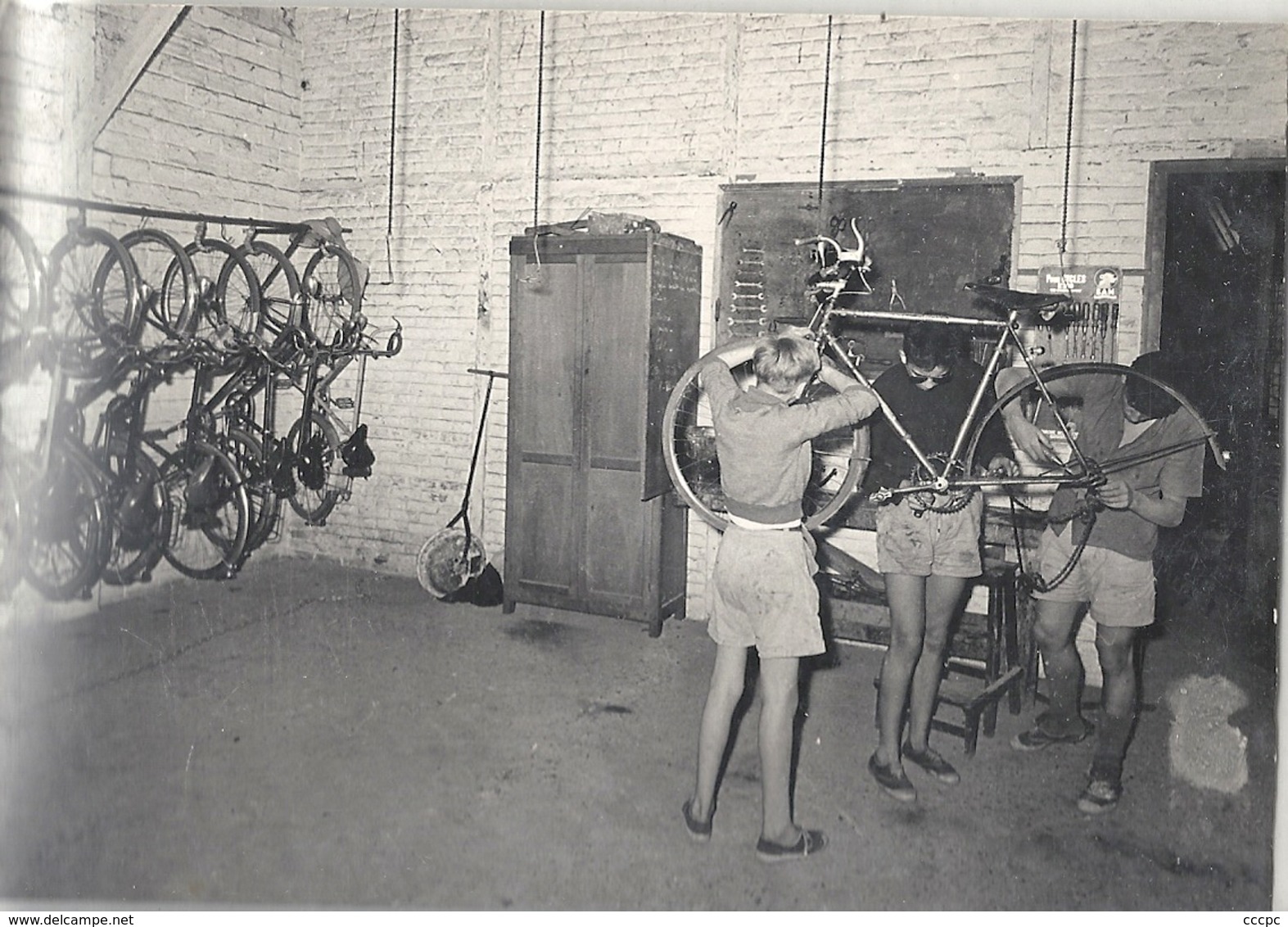 CPSM Montesson Ecole Théophile Roussel Préparation d'une promenade