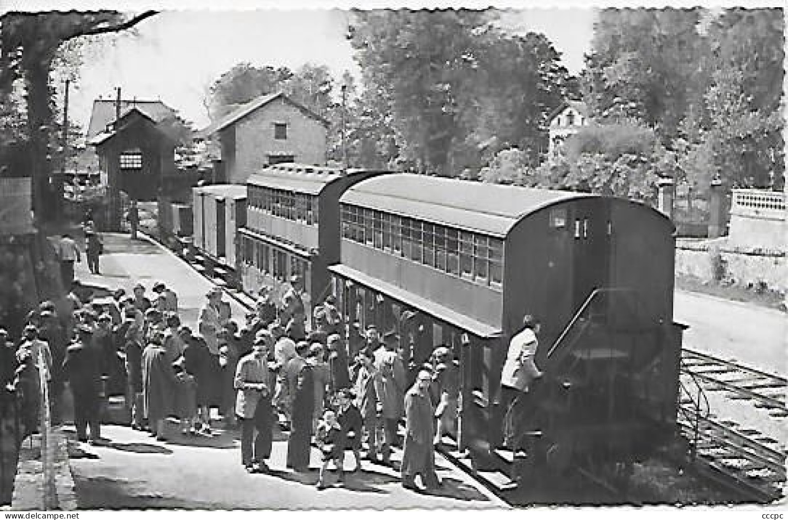 CPSM Montmorency Le Train