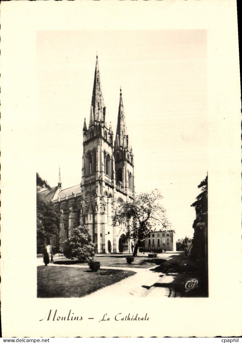 CPSM Moulins La Cathedrale