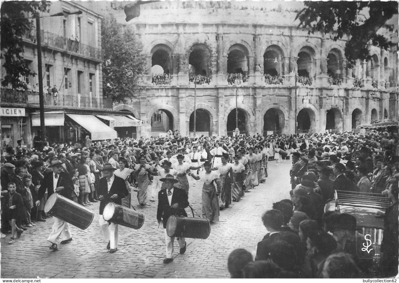 CPSM Nîmes  30/33