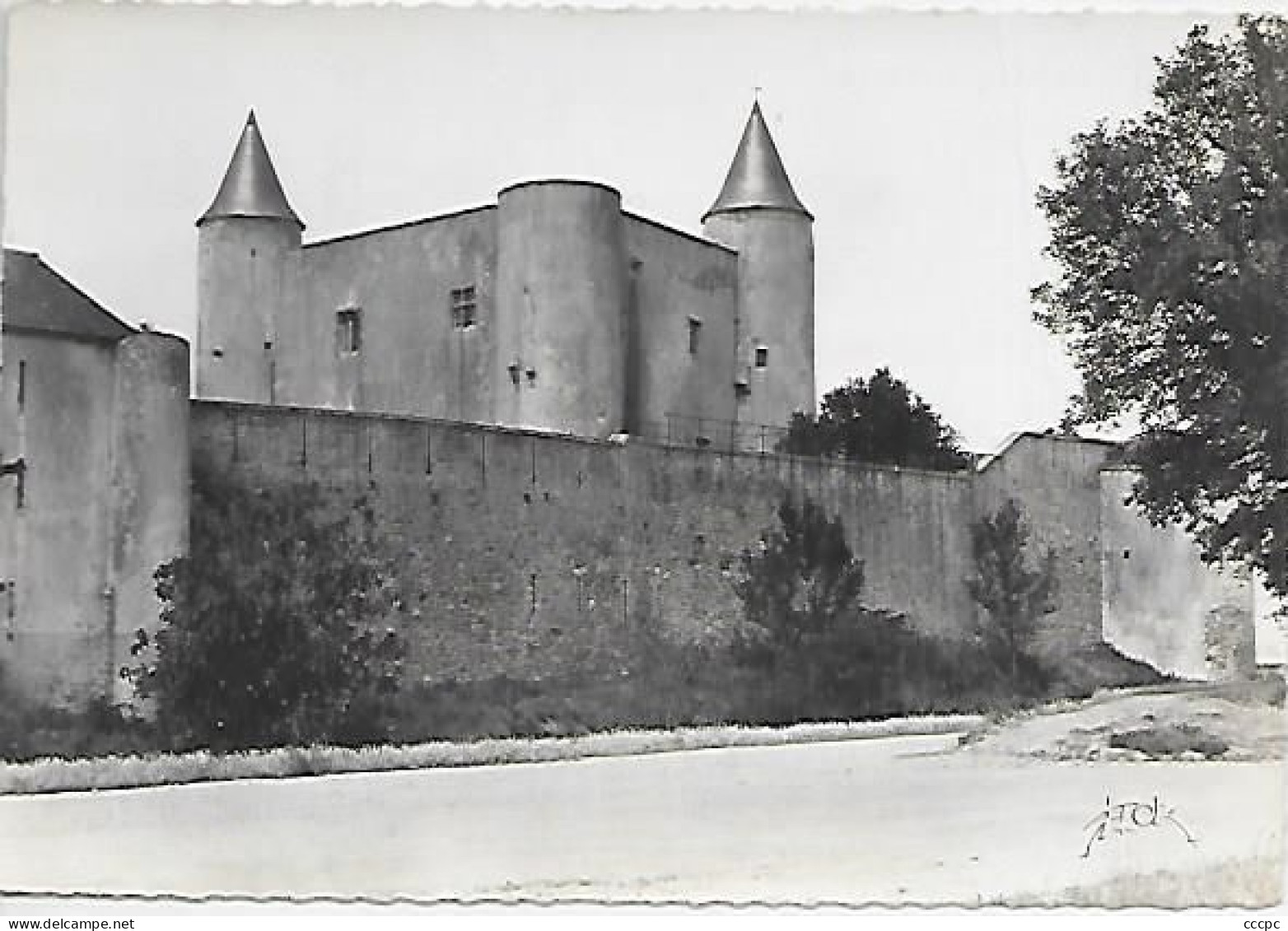 CPSM Noirmoutier Le Château