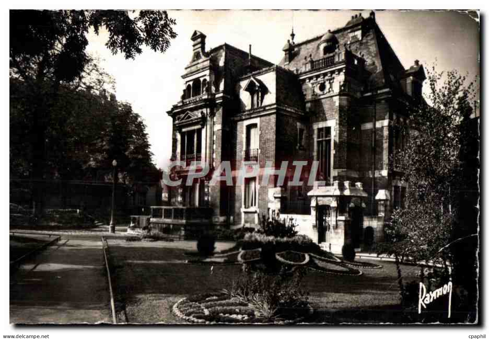 CPSM Noisy Le Sec (Seine) Le Square Foch