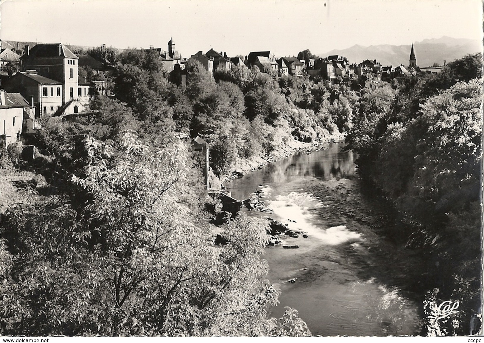 CPSM Oloron-Sainte-Marie vue sur le Gave d'Oloron