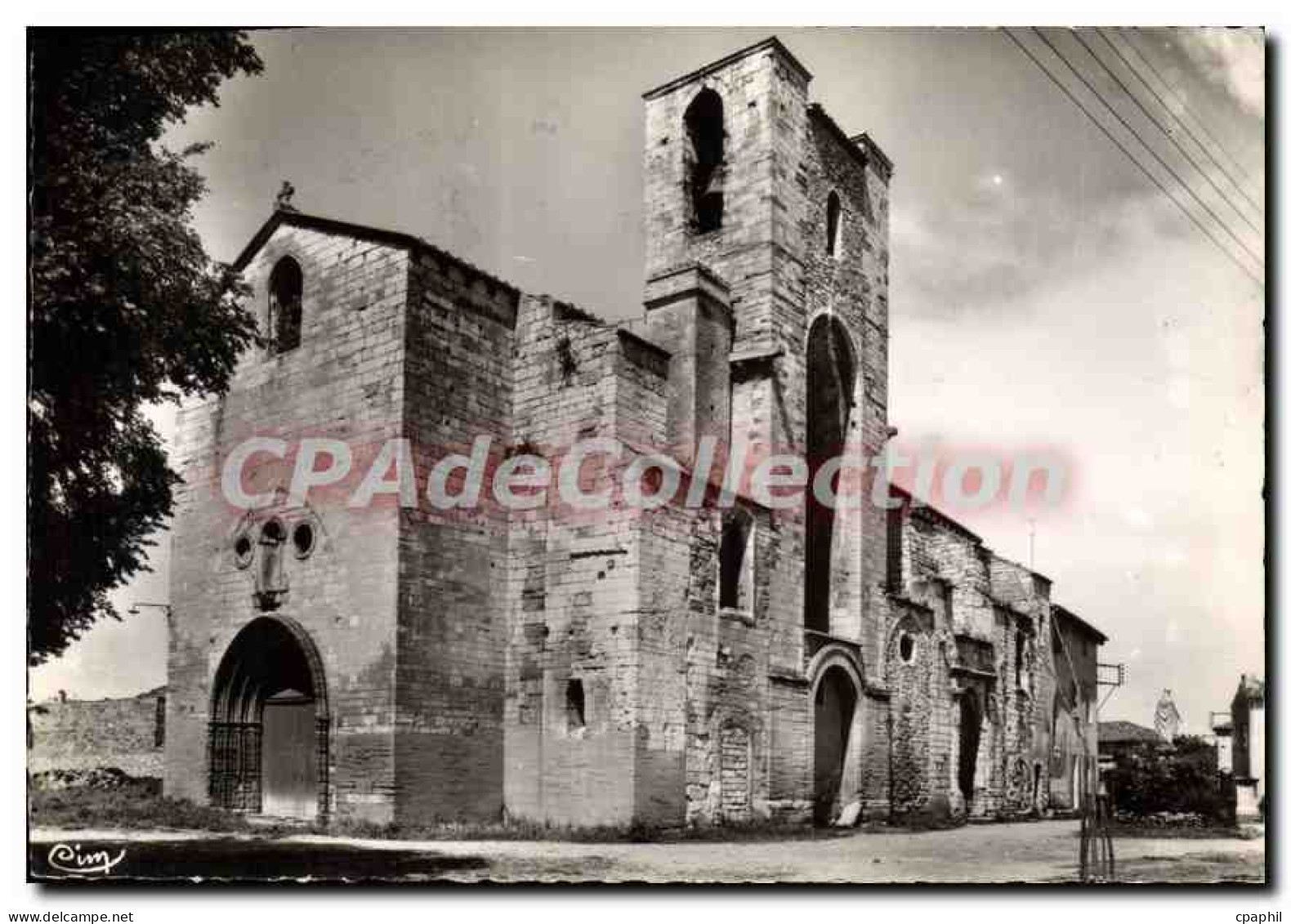 CPSM Pernes les Fontaines Vaucluse Eglise N D de Nazareth