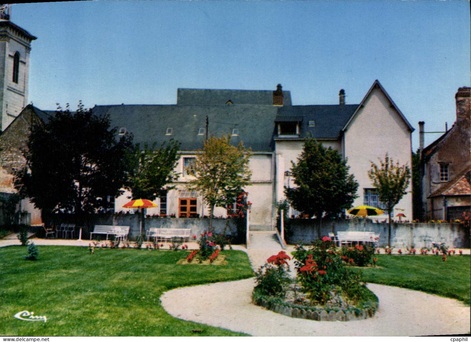 CPSM Pontvallain Sarthe Le Prieure