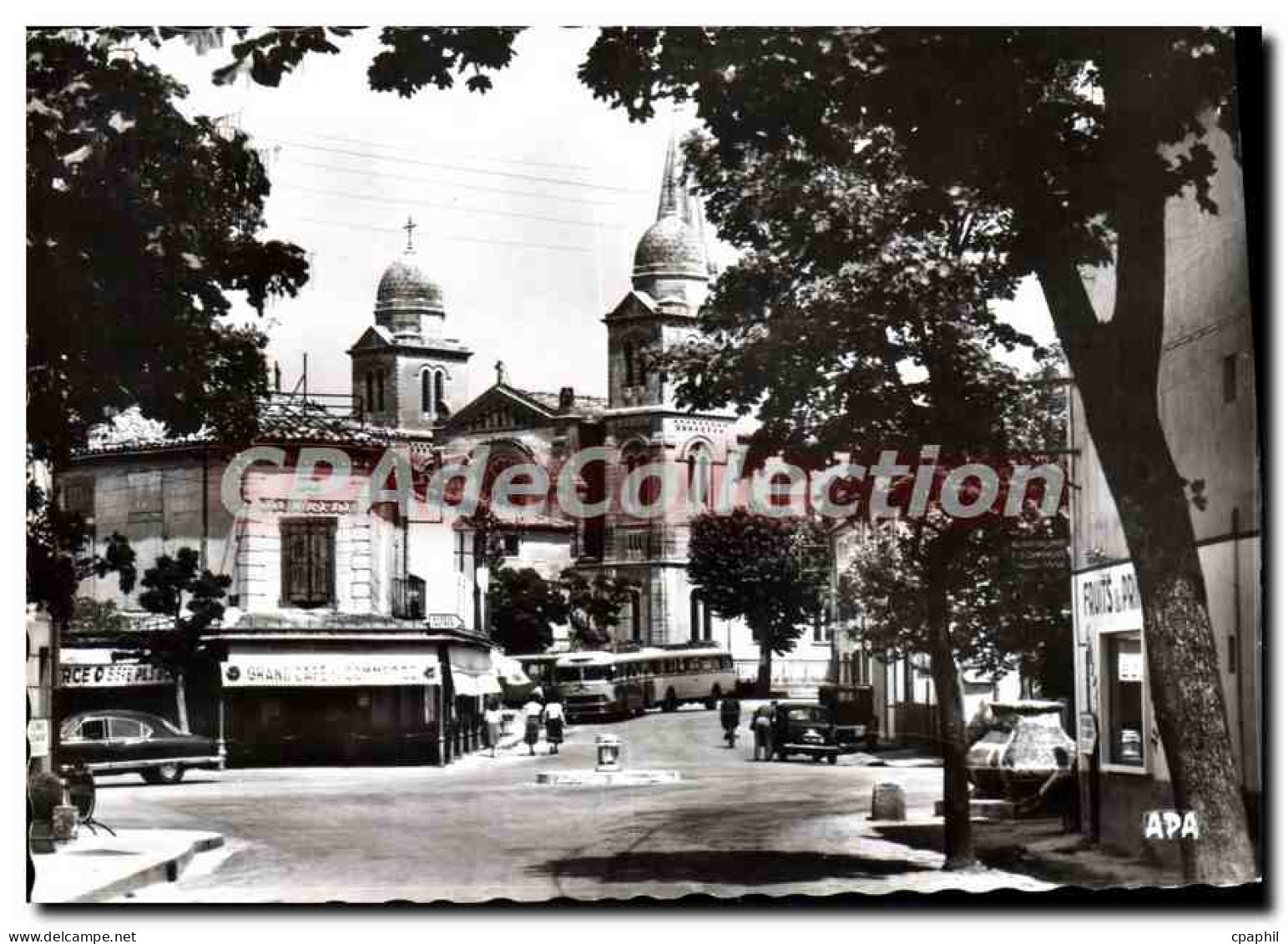 CPSM Revel Rond Point Et I'Eglise Notre Dame