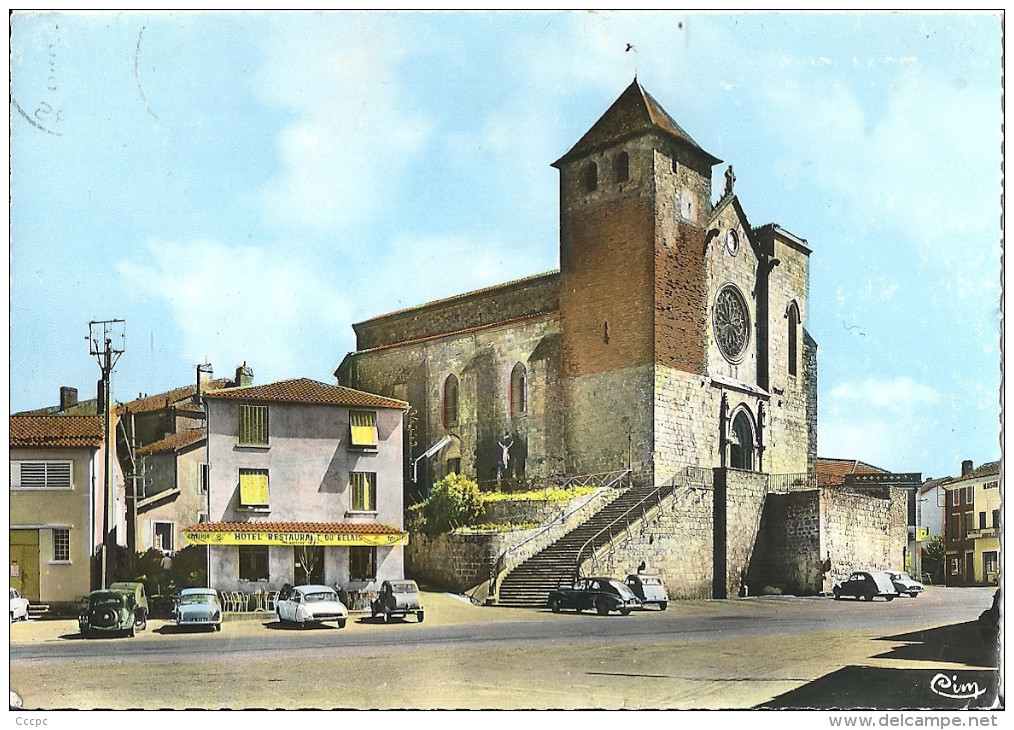 CPSM Riscle - Place de l'Eglise - voiture ancienne
