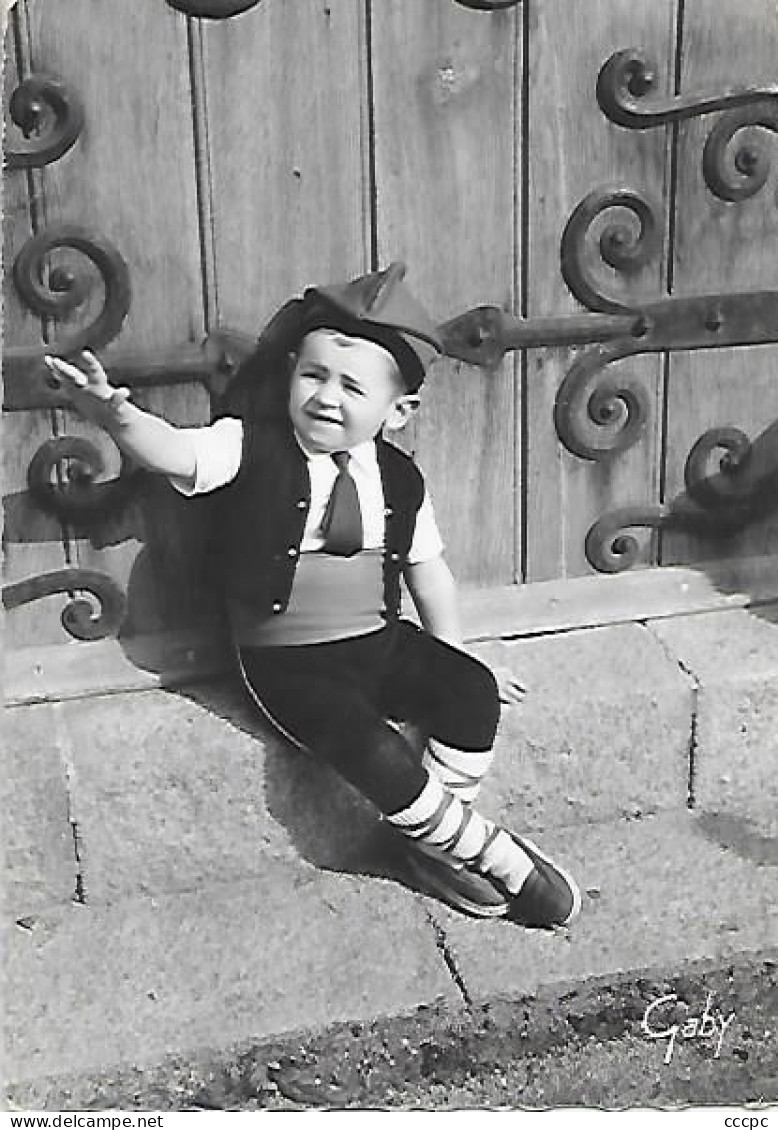 CPSM Roussillon Petit Catalan  - Enfant en costume local