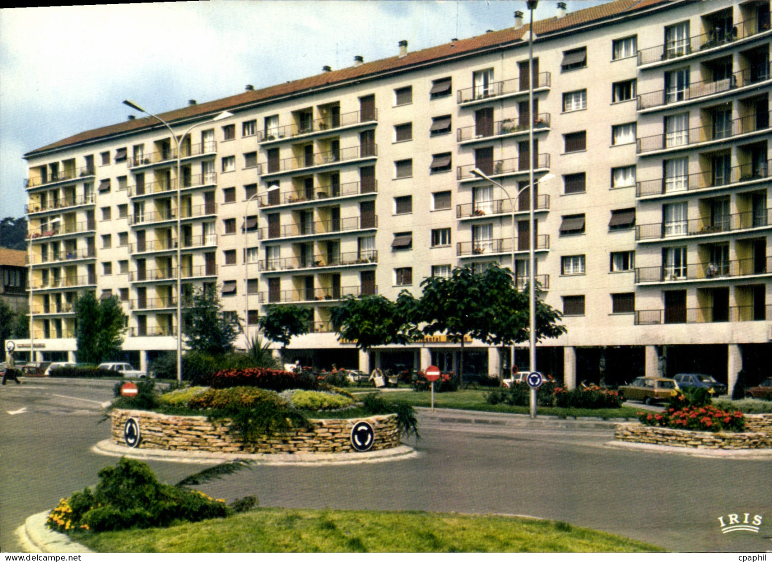 CPSM Saint Chamond Le Square de Treyve