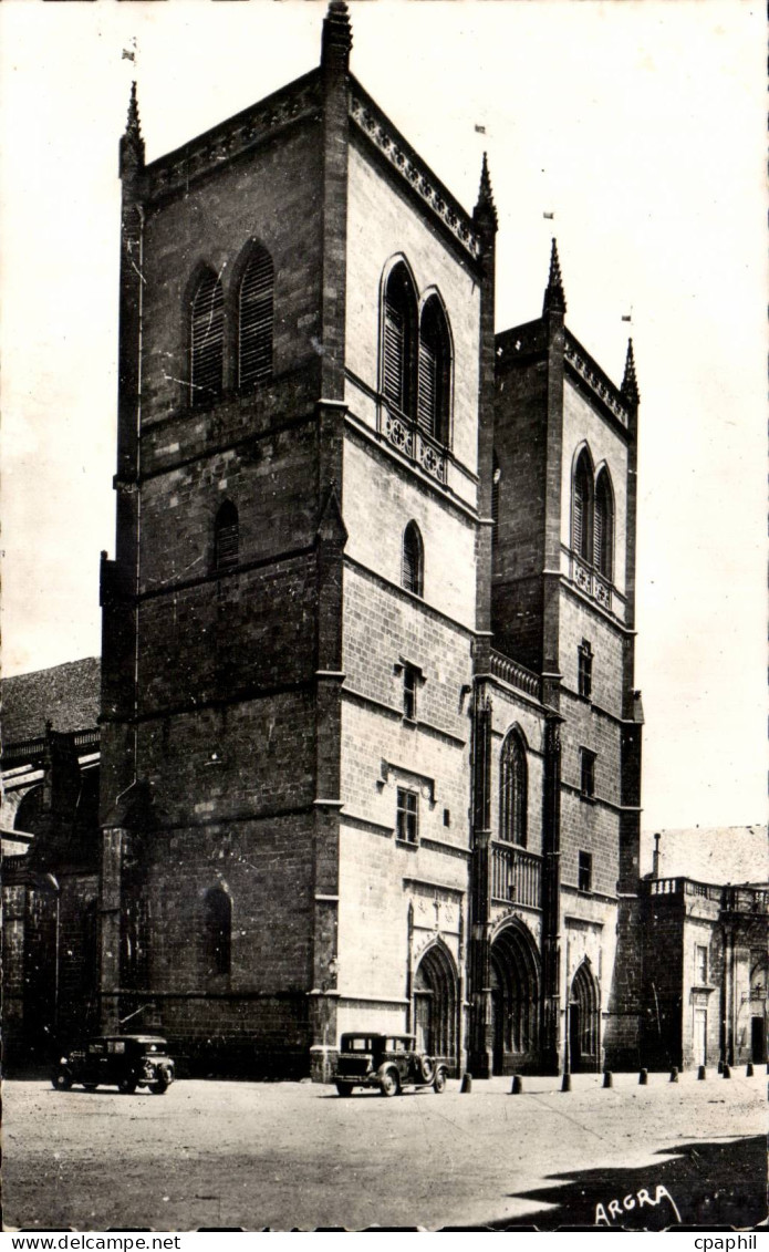 CPSM Saint Flour La cathedrale