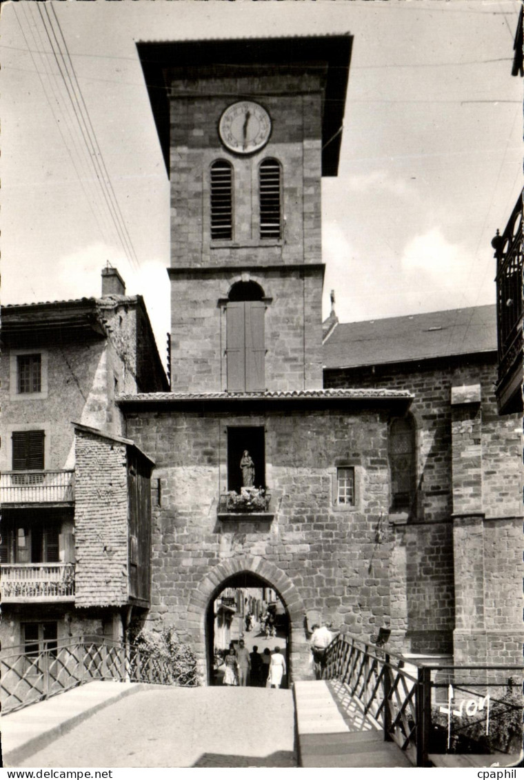 CPSM Saint Jean Pied De Port L'Eglise