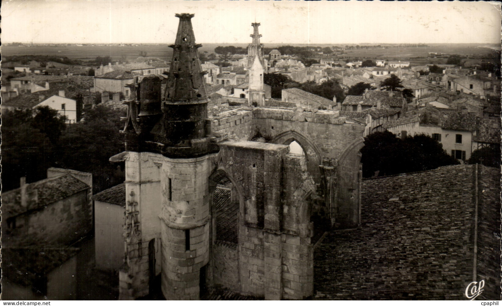 CPSM Saint Martin De Re Les Ruines Dee l'Eglise Et La Ville