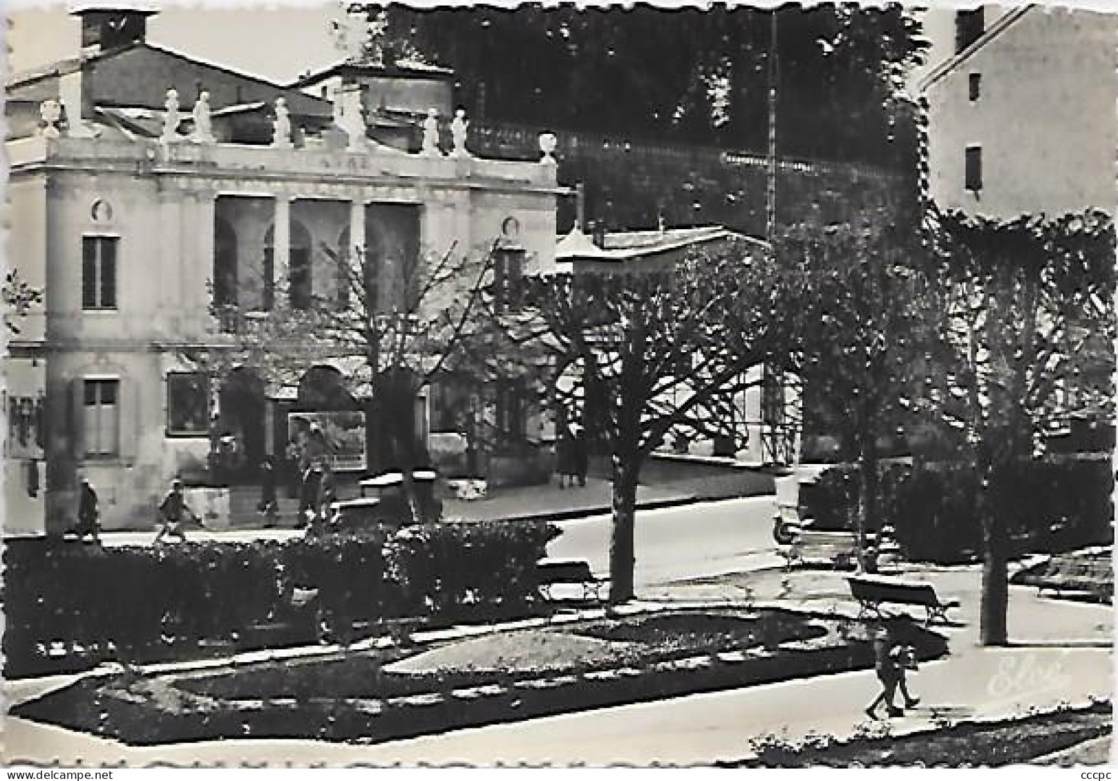 CPSM Saintes Le Théâtre