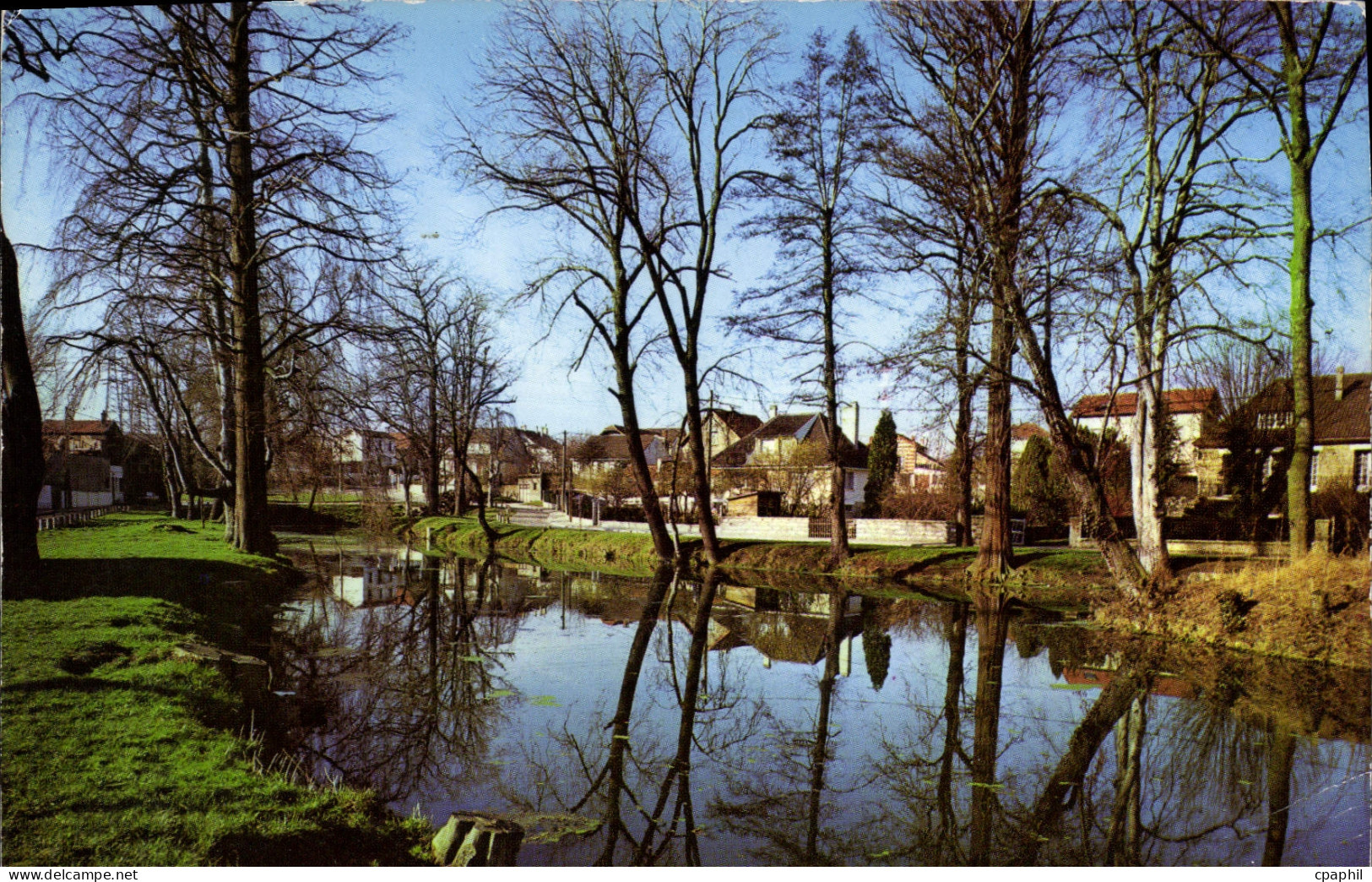 CPSM Sarcelles Le Haut du Roy