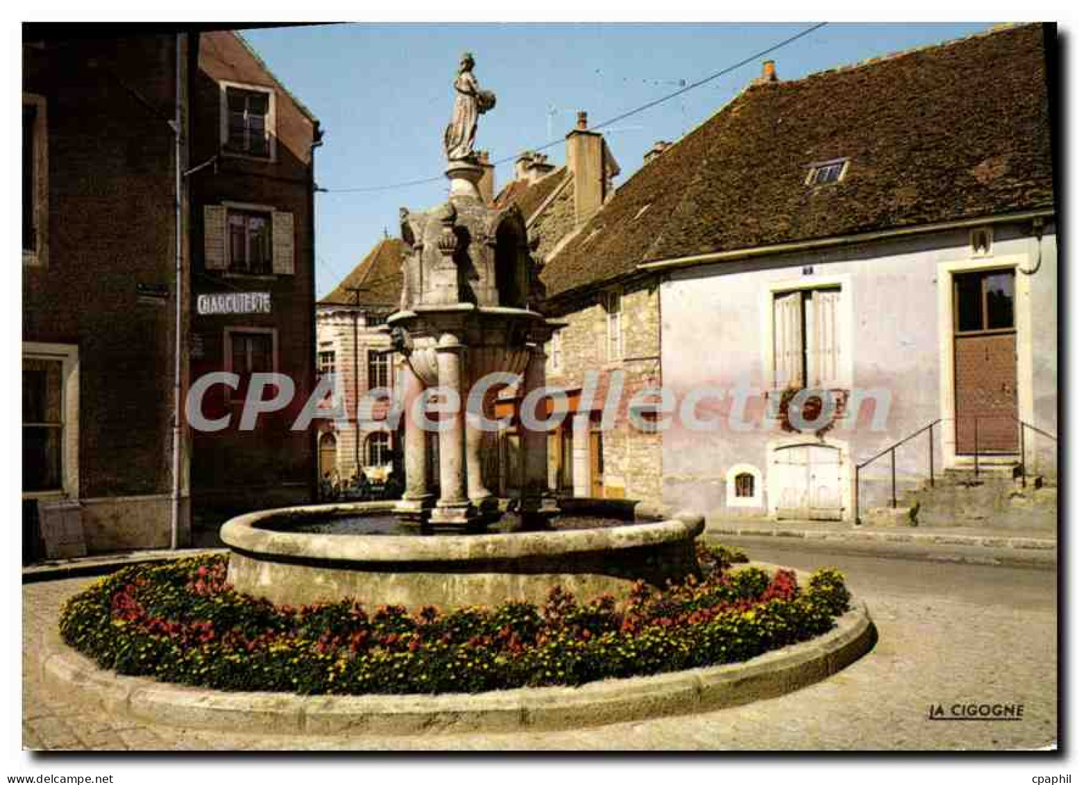 CPSM SAULIEU Docteur Roclore fontaine
