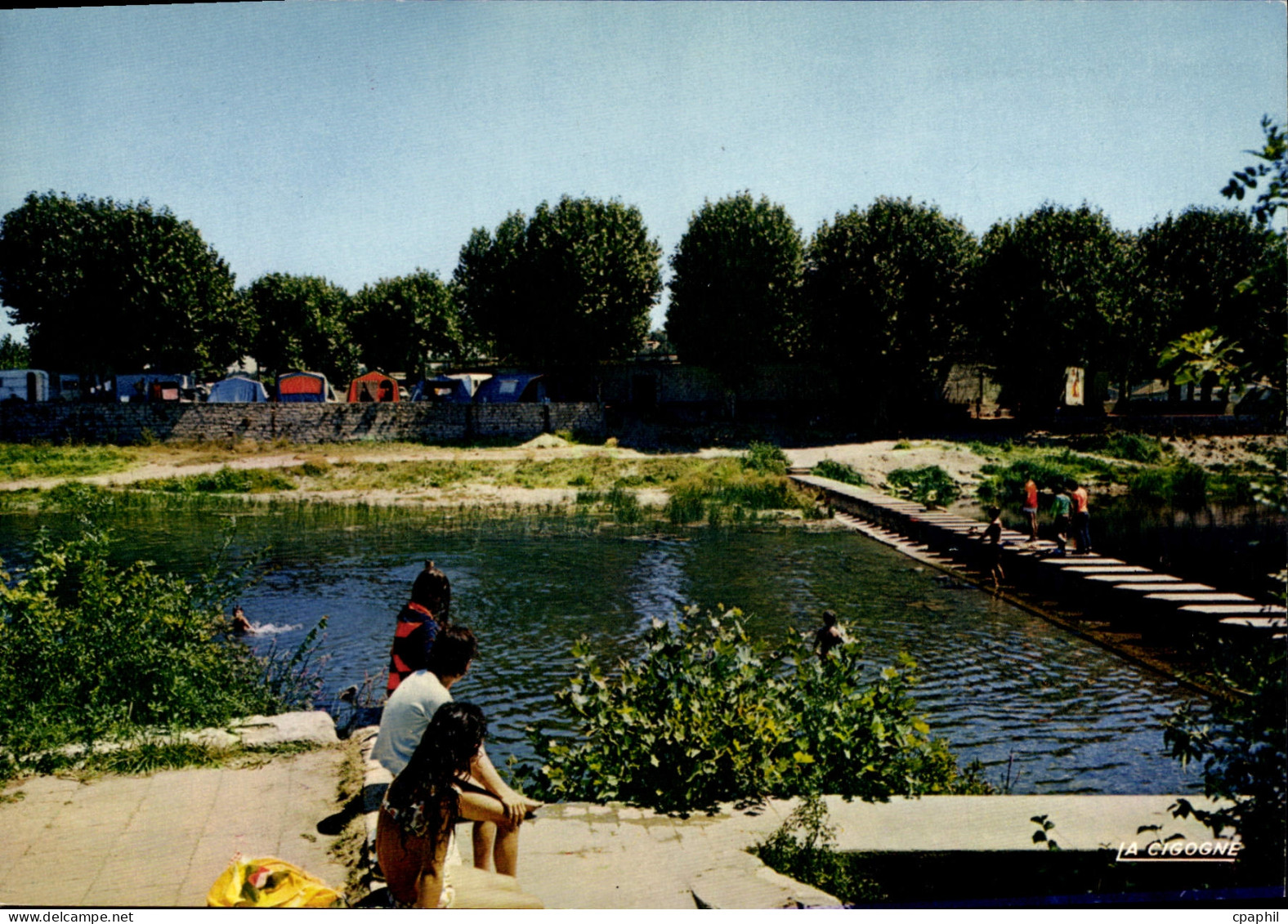 CPSM Sommieres Le Virdoule Et Le Camping