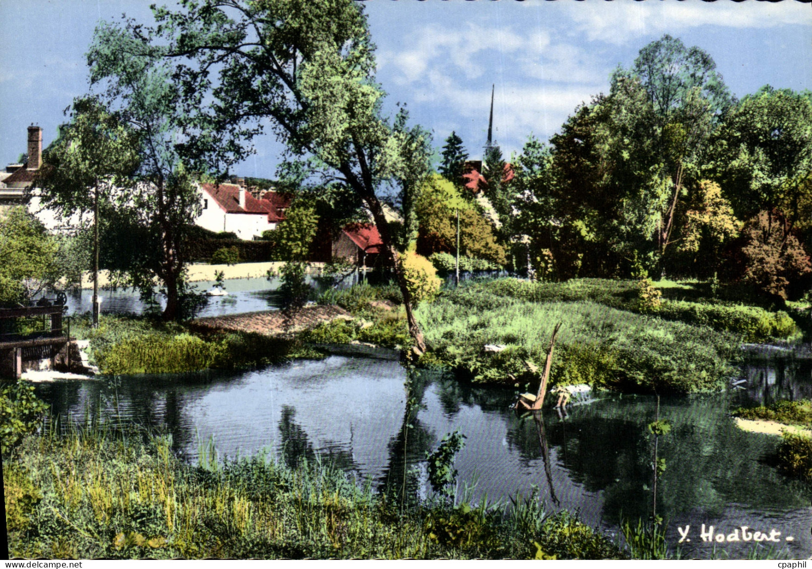 CPSM Souppes sur Loing (S et M) Vue sur le Loing et la Ville depuis le Pont