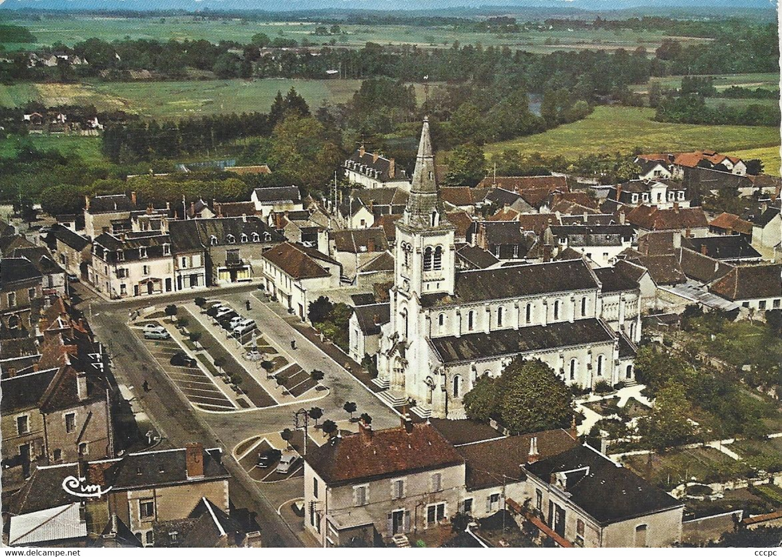 CPSM Tournon-St-Martin Vue Aérienne sur le centre de Tournon