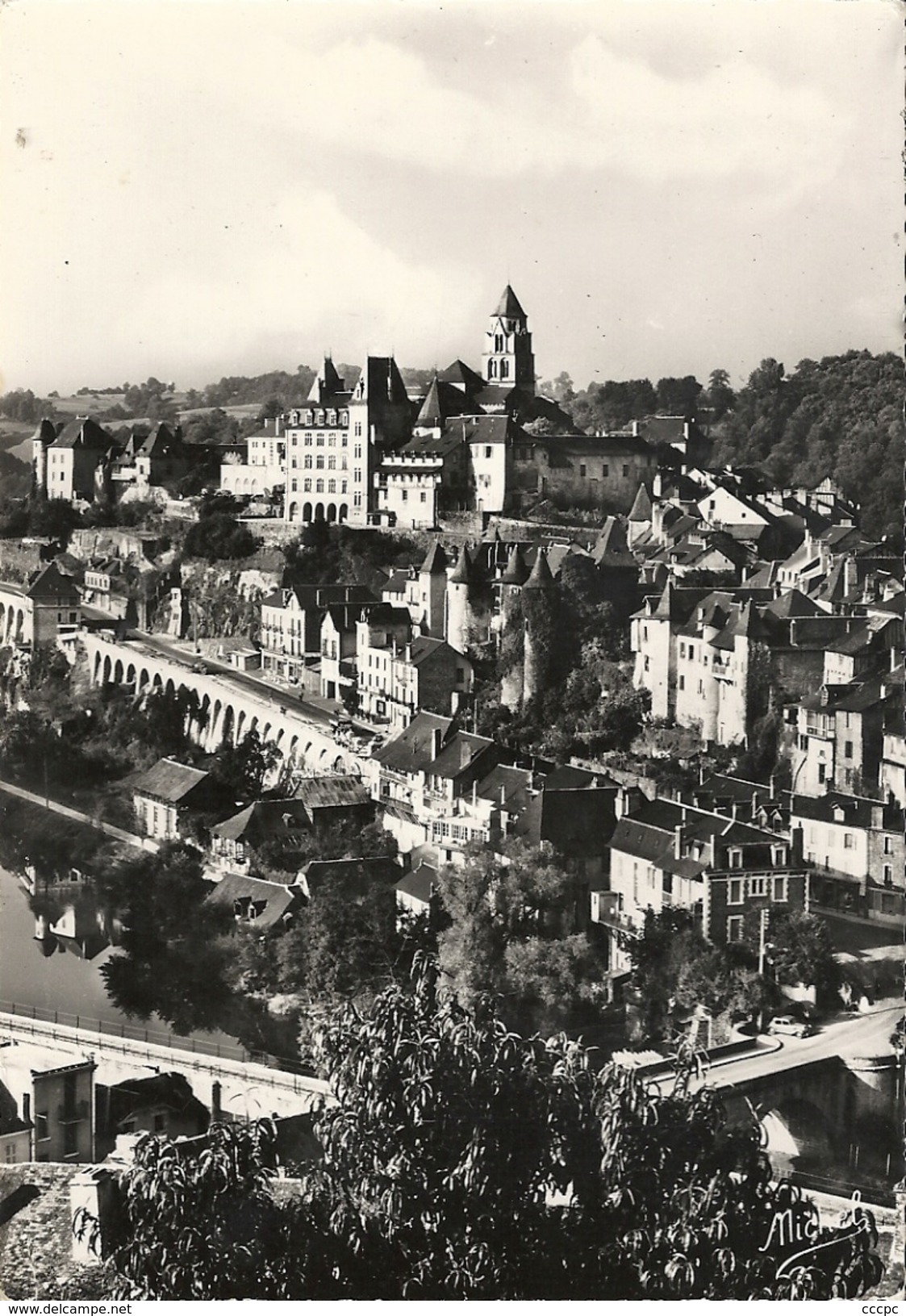 CPSM Uzerche Vue générale