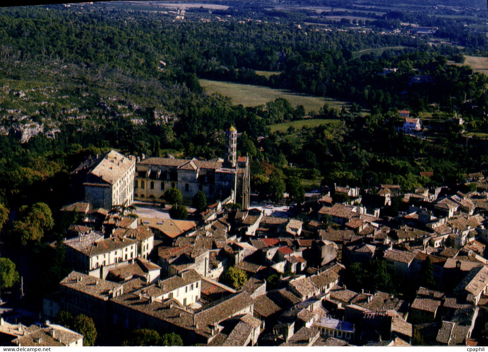 CPSM Uzes Vue Panoramique Sur La Cathedrale
