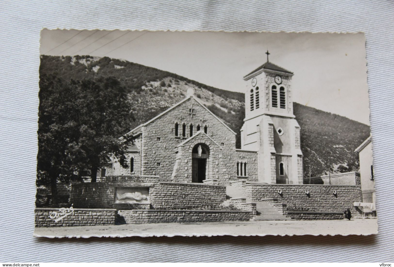 Cpsm, Vassieux en Vercors, l'église, Drôme 26