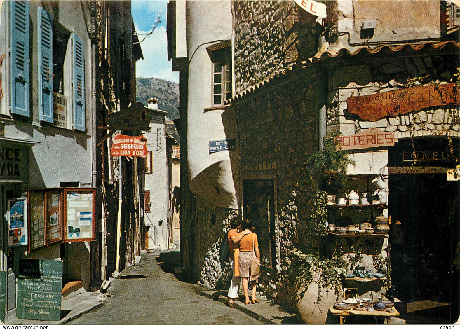CPSM Vence Cote d'Azur Vieille rue pittoresque