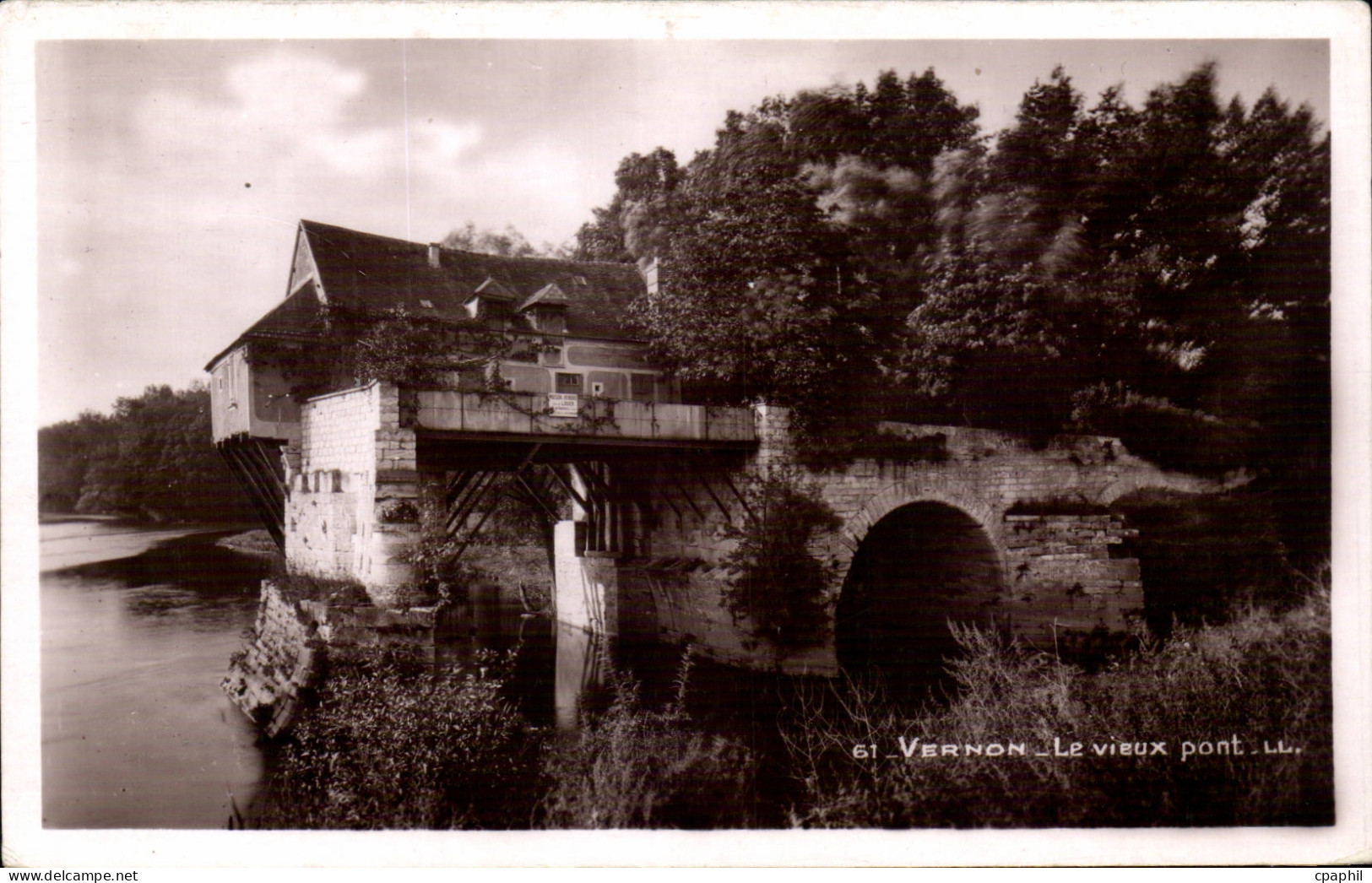 CPSM Vernon Le vieux pont