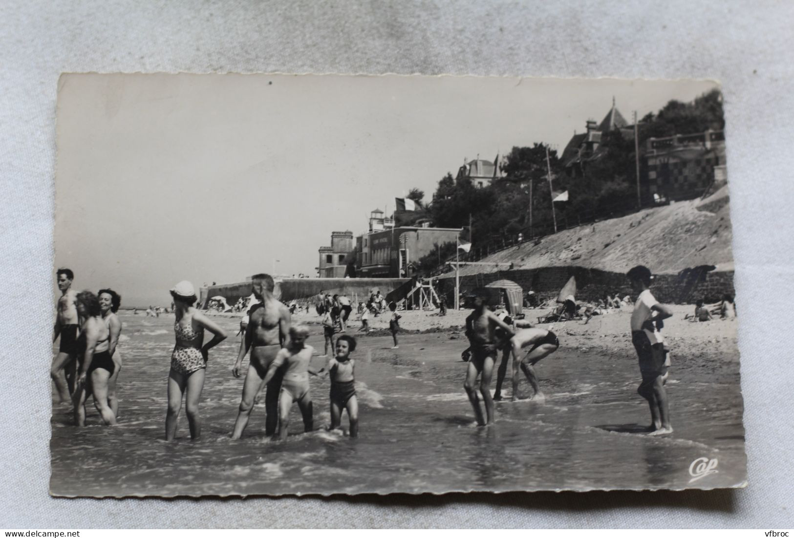 Cpsm, Villerville, la plage à marée haute, Calvados 14