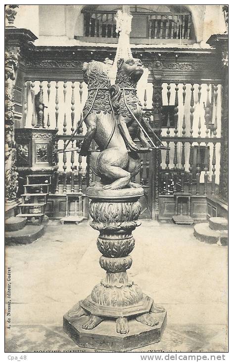 Creuse- Moutier d'Ahun -Boiseries intérieures (XVIIe siècle), Le Lutrin.