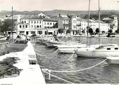 Crikvenica Kroatien Hafen