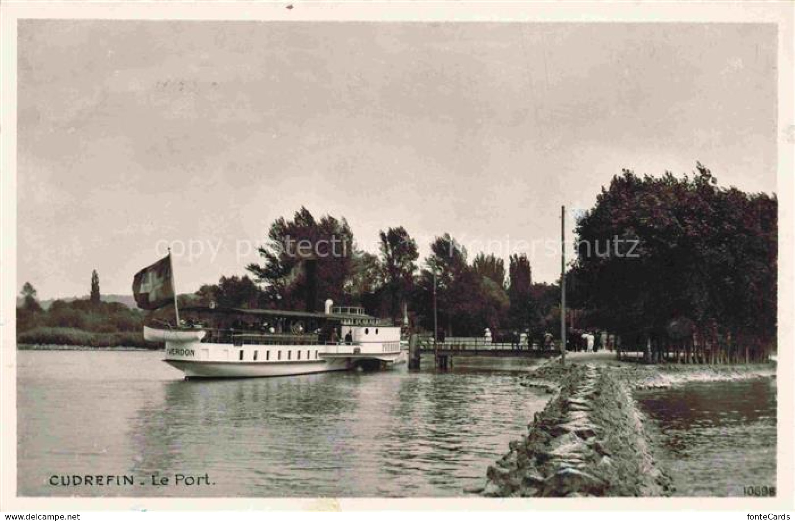 Cudrefin Avenches VD Le port Bateau