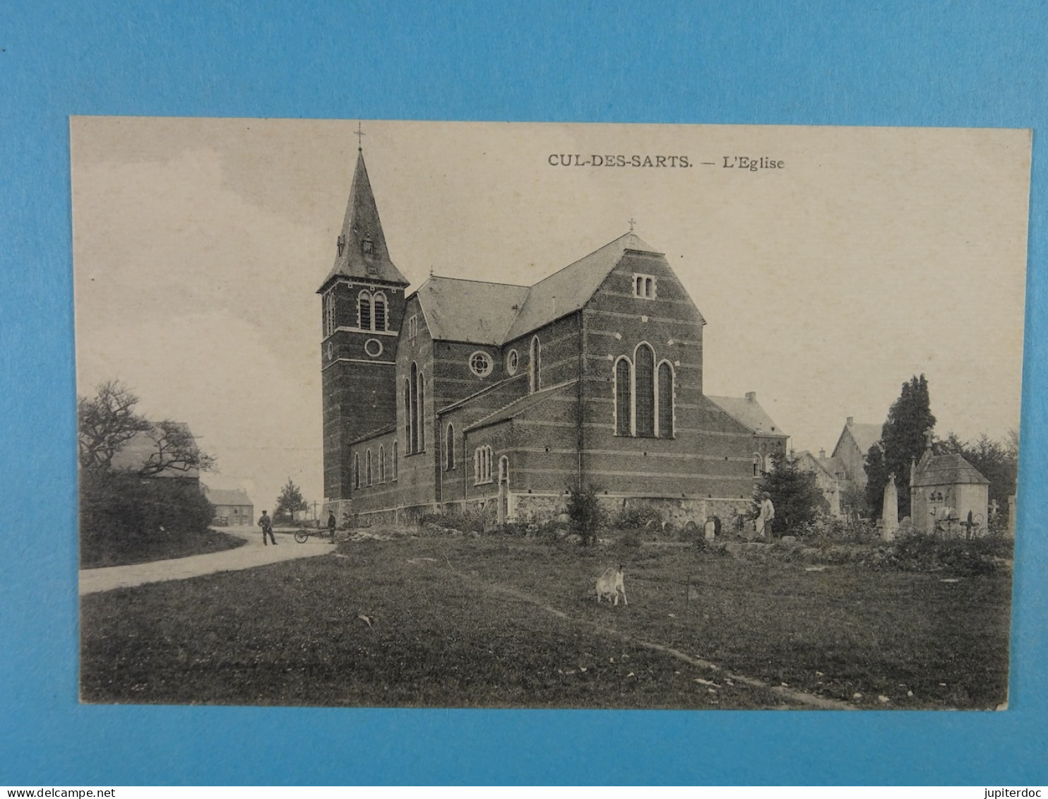 Cul-des-Sarts L'Eglise