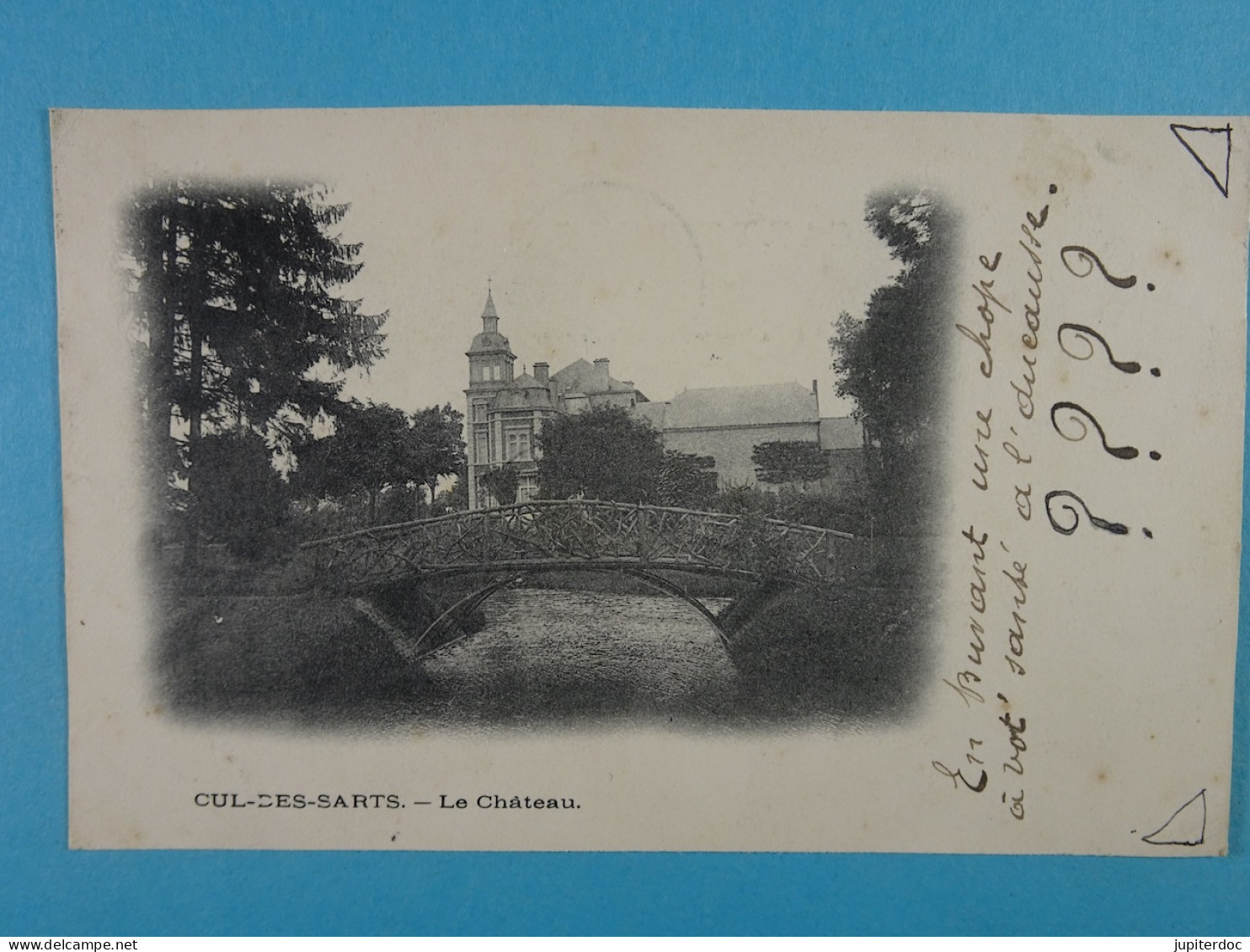 Cul-des-Sarts Le Château