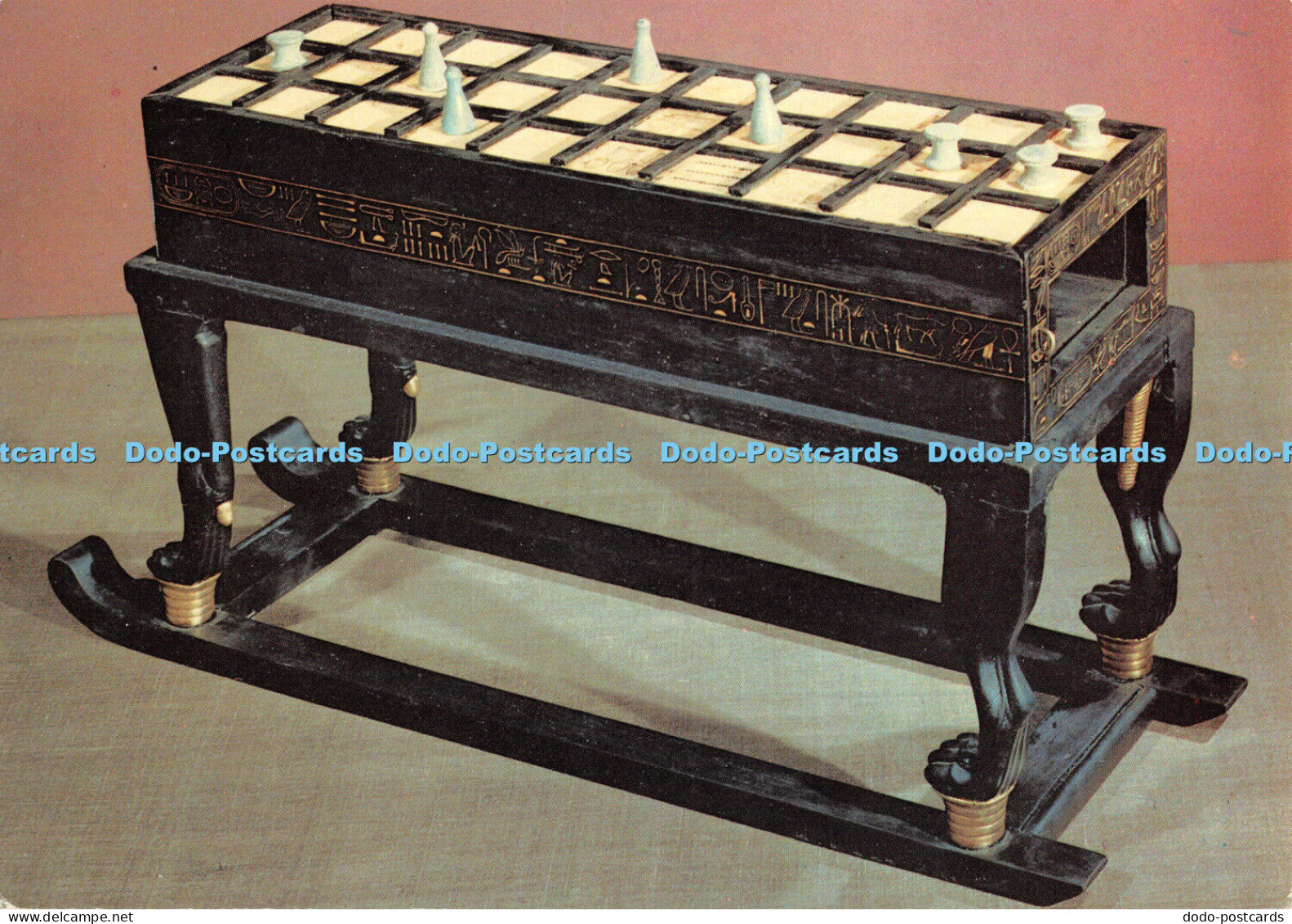 D054781 Treasures Of Tutankhamun Gaming Board. George Rainbird Limited