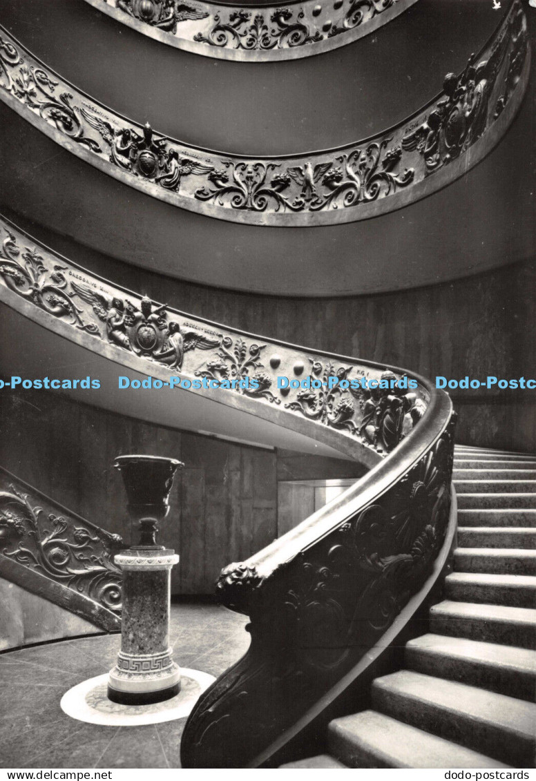 D084271 Monumenti Musei e Gallerie Pontificie. Citta del Vaticano. Sculptures Mu