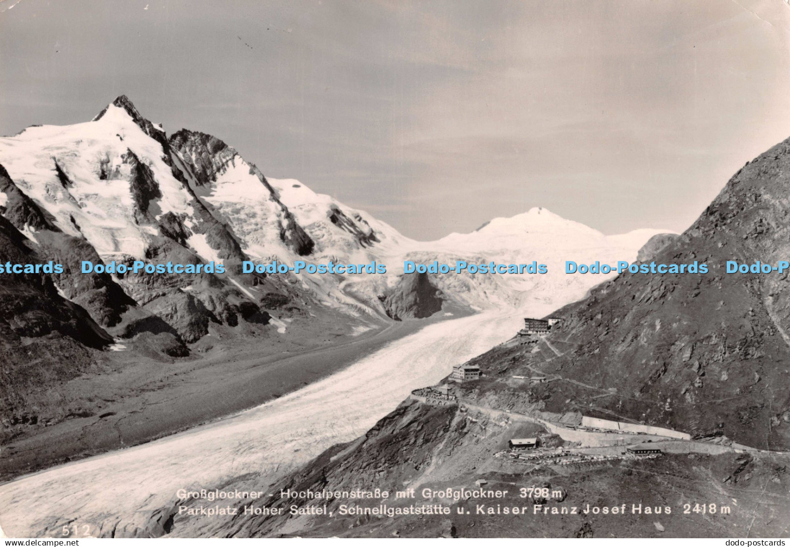 D122485 Grossglockner Hochalpenstrasse mit Grossglockner Parkplatz Hoher Sattel