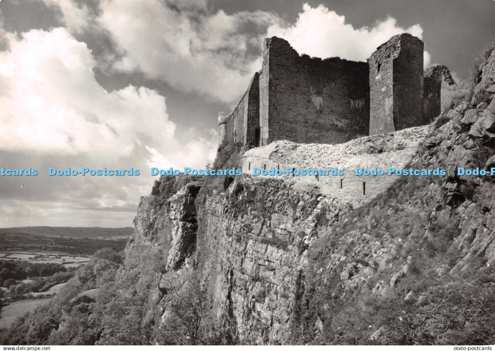 D125500 Carmarthenshire Carreg Cennen Castle near Llandilo Castle from S E Minis
