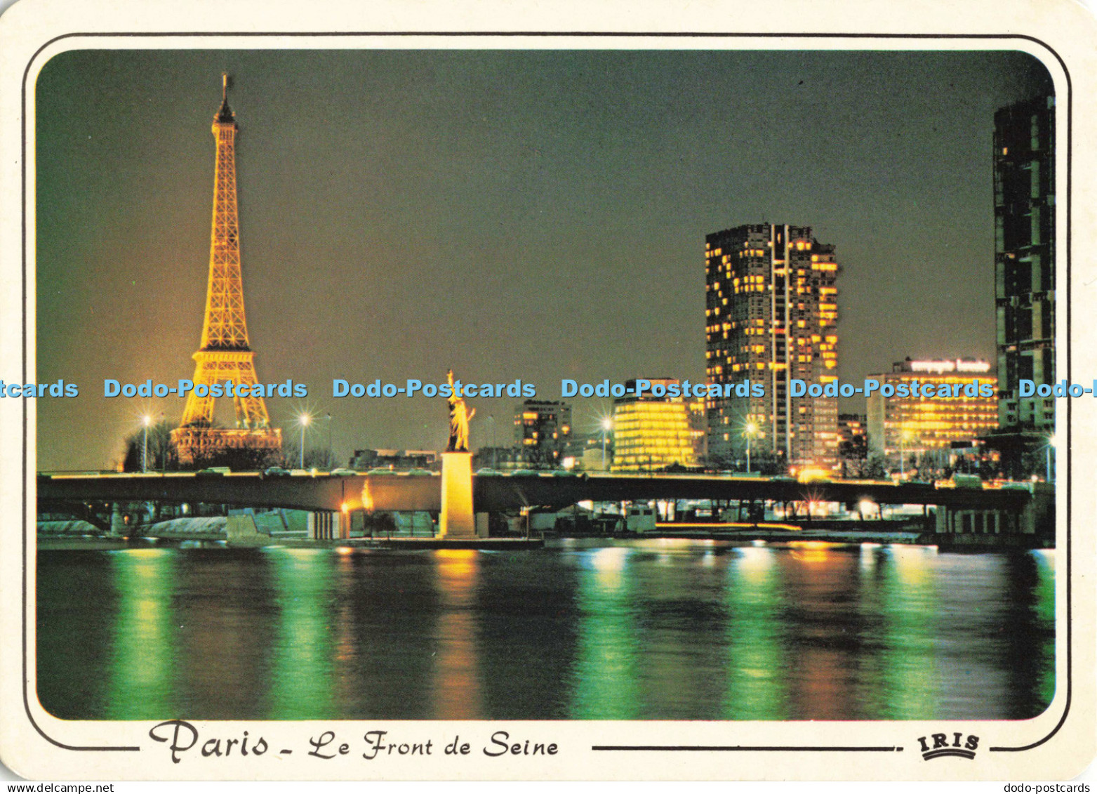 D137879 Paris La Front de Seine Iris 504 Au dela de la statue de la Liberte et d