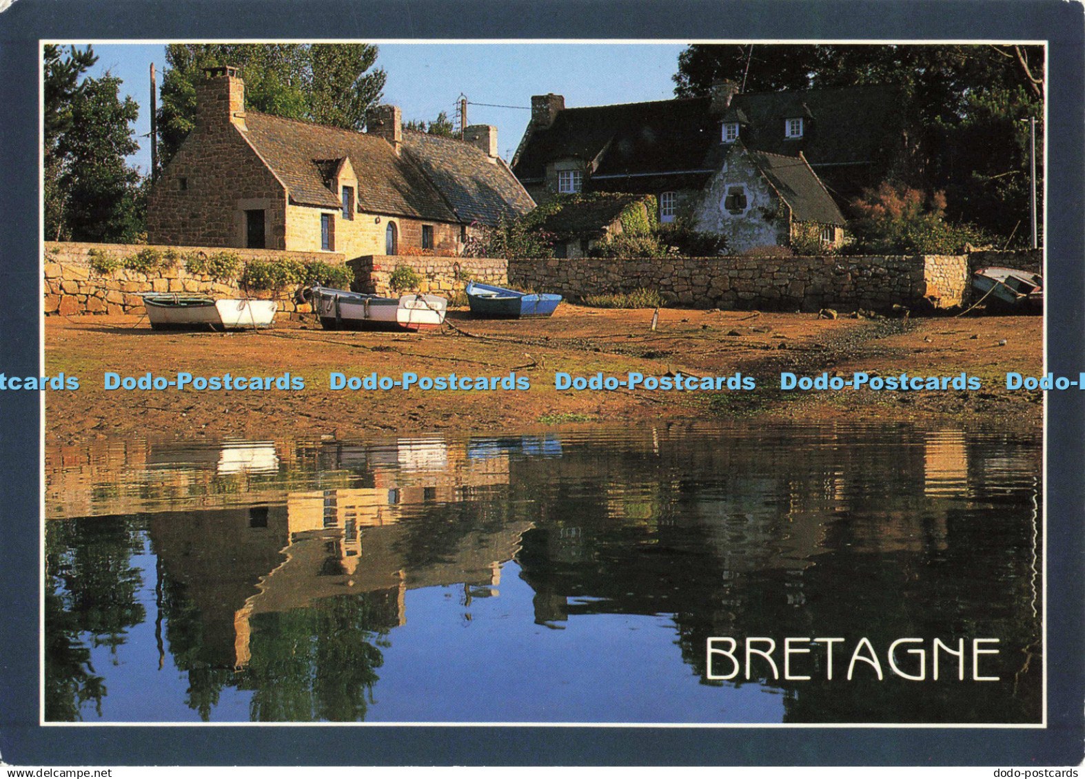D138543 Bretagne Couleurs de Bretagne Typical village on Breton coast Jack La Po