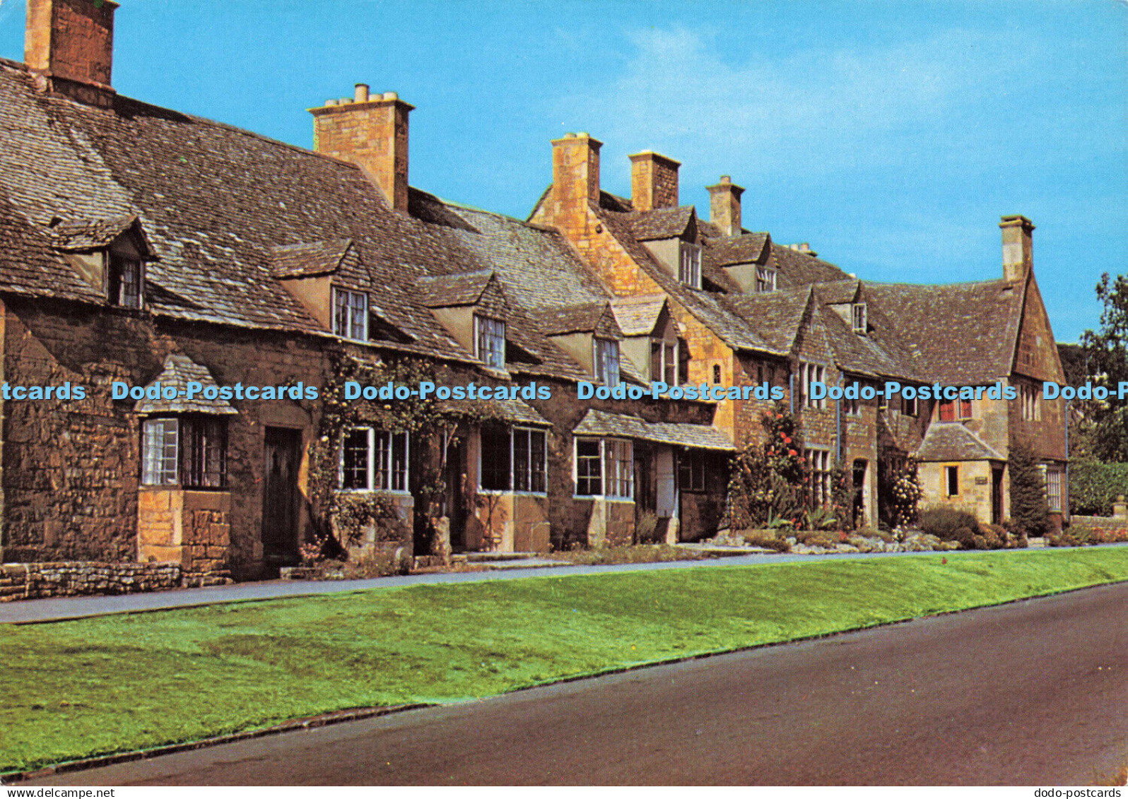 D164046 Broadway. Worcestershire. J. Arthur Dixon