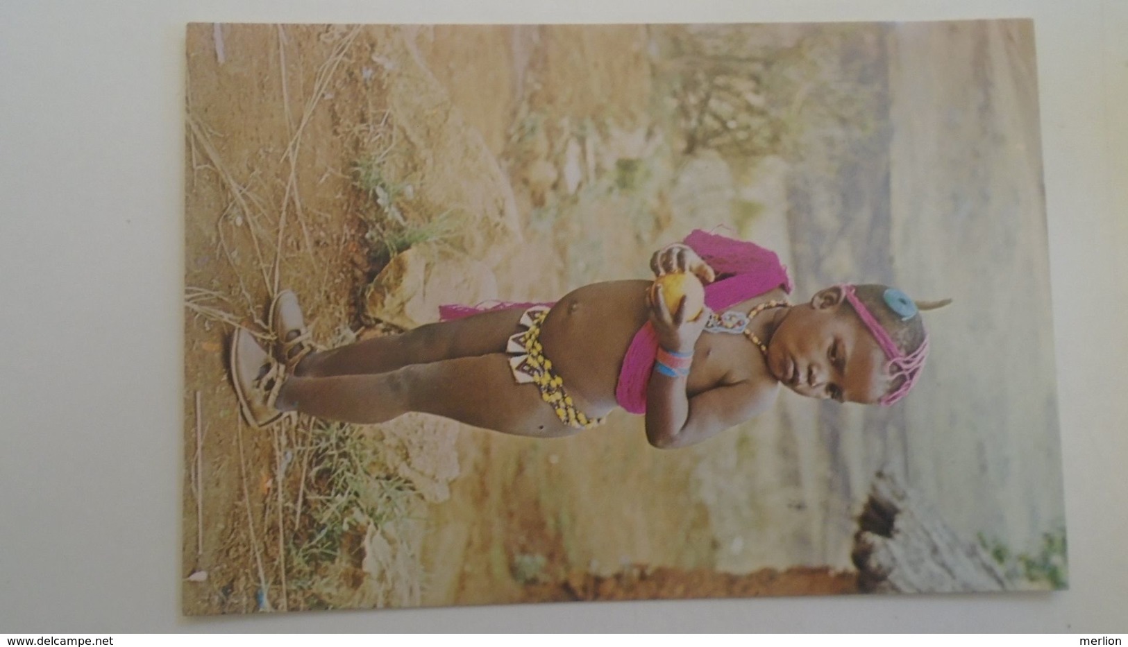 D166668 Swaziland - A shy little child