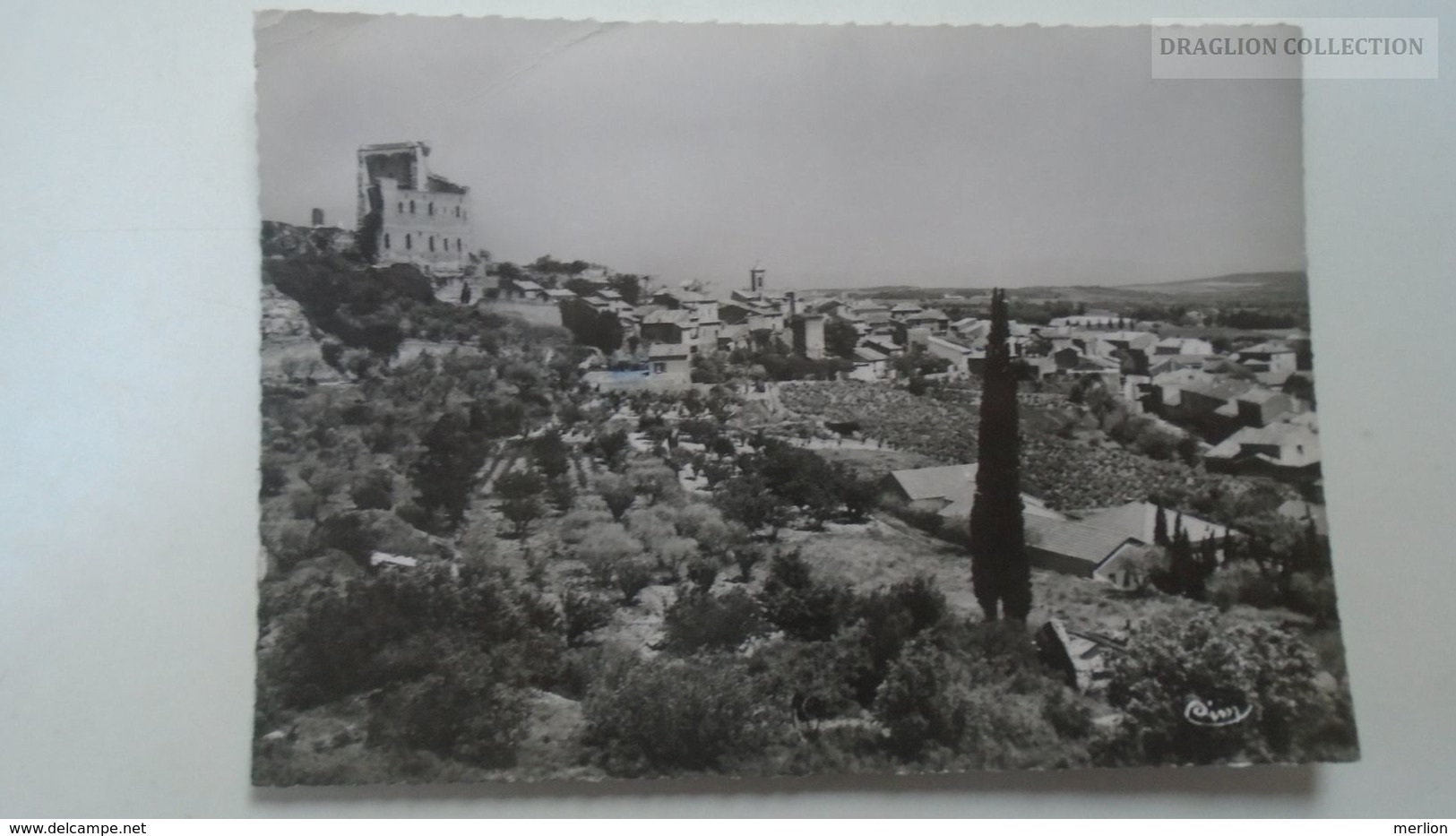 D166865   D.84 Chateauneuf du Pape