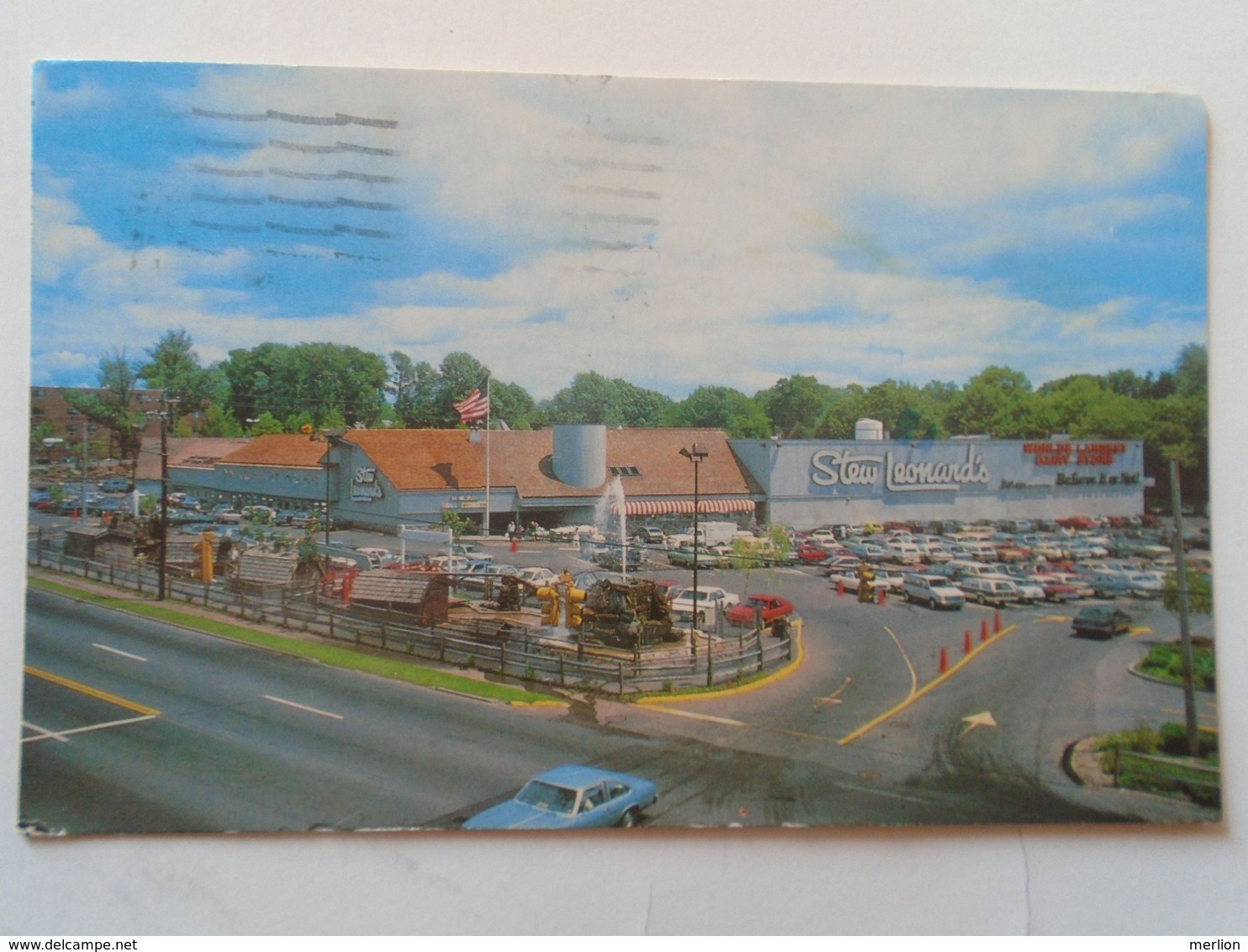 D168554 Connecticut Norwalk , Stew Leonard's Dairy Store  -stamps 1988